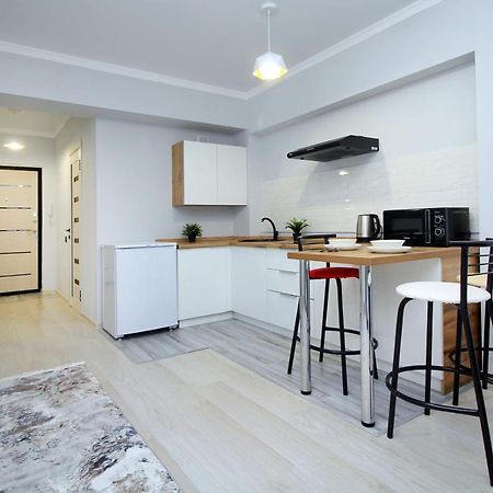 Cozy Studio In The Best Area! 4 Ałma Ata Zewnętrze zdjęcie