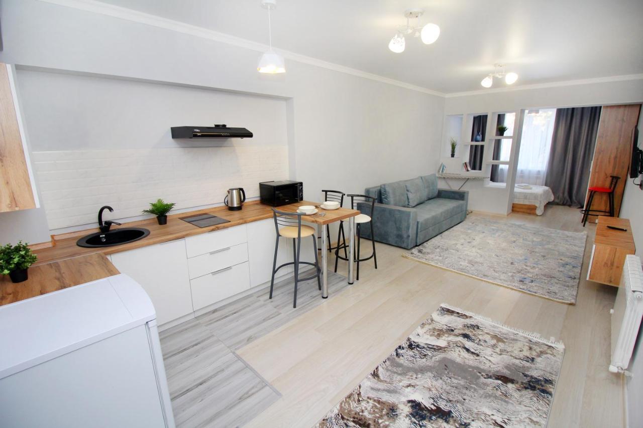 Cozy Studio In The Best Area! 4 Ałma Ata Zewnętrze zdjęcie