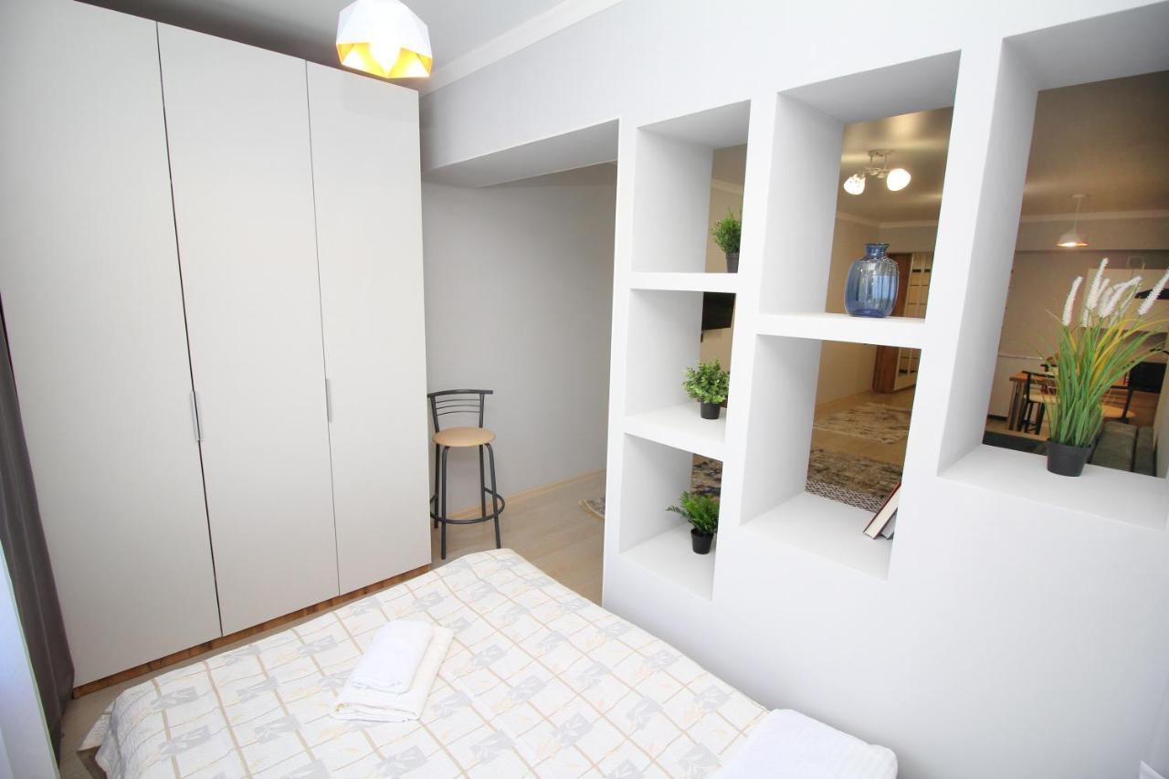 Cozy Studio In The Best Area! 4 Ałma Ata Zewnętrze zdjęcie