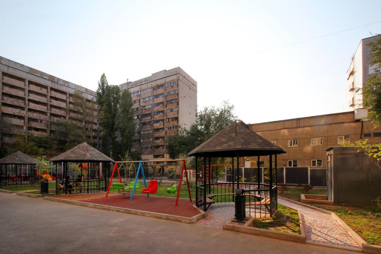 Cozy Studio In The Best Area! 4 Ałma Ata Zewnętrze zdjęcie